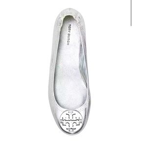 Tory Burch Minnie Flats, Silver Metallic Leather, size 7.5, tried on only